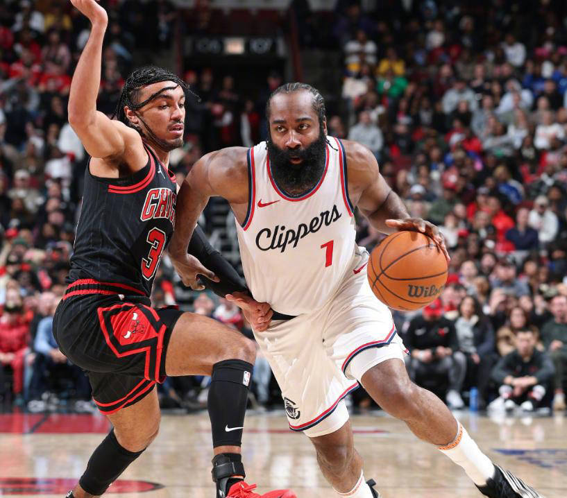 哈登官方宣布险胜新规，法国队引发争议！