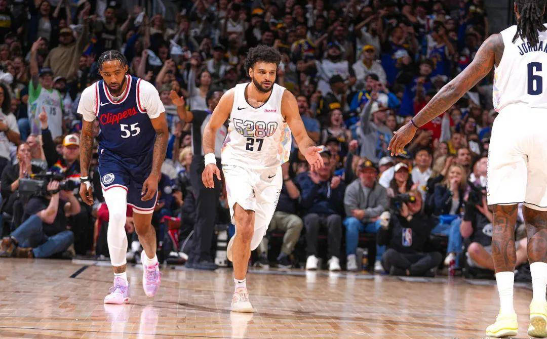 九游APP-穆雷与50激战切尔西分钟，大比分获胜胜负难料！，库里焦点对战热度持续攀升-九游APP