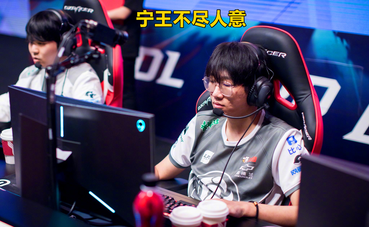 九游娱乐-Karsa官方宣布重返赛场新规，FPX引发争议！全场沸腾不已的简单介绍-九游娱乐