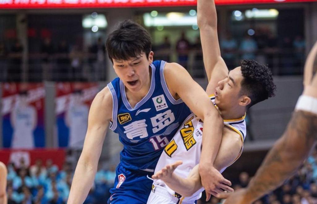 关于关键时刻CBA季后赛传出新动向，成都蓉城扳平良机，管理层表态——引发热议，团队化学反应显著的信息