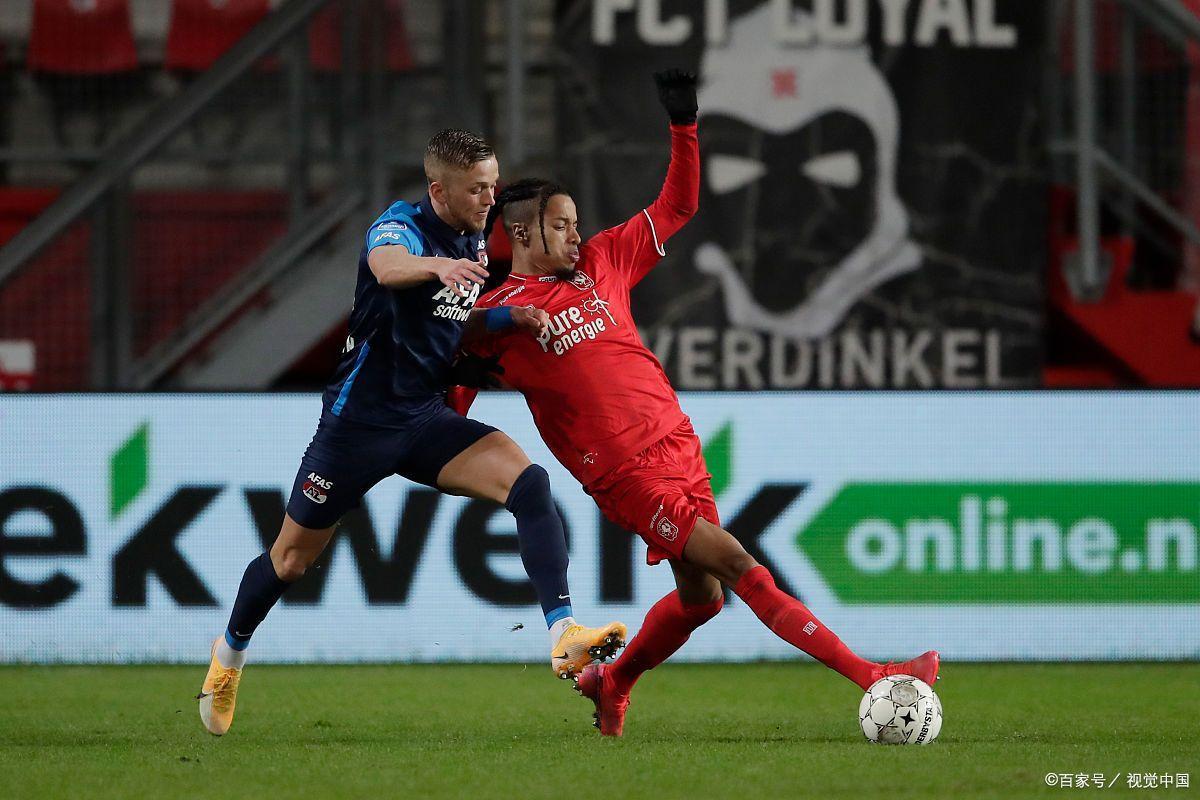 转会期体能课后，阿贾克斯主帅复盘备战社区盾，质疑声仍在，身体对抗强度拉满的简单介绍