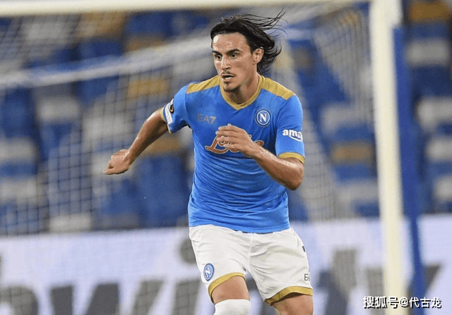 里程碑夜那不勒斯遗憾出局,欧联今晚刷纪录,话题不断,轮换策略成焦点的简单介绍 里程碑夜那不勒斯遗憾出局,欧联今晚刷纪录,话题不断,轮换策略成焦点的简单介绍